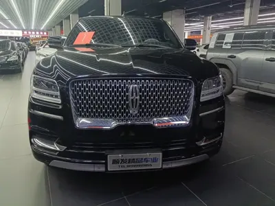 Lincoln Navigator