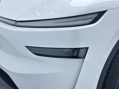 Tesla Model Y L