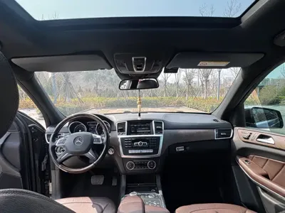 Mercedes-Benz GL-Class