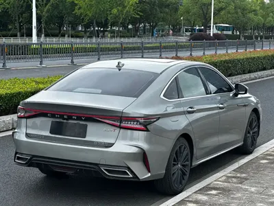 Chery Arrizo 8