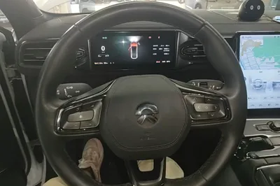Nio EC6