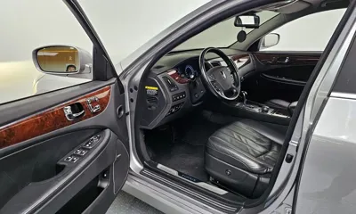 Hyundai Equus