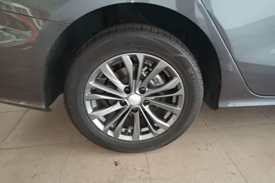 MG 5