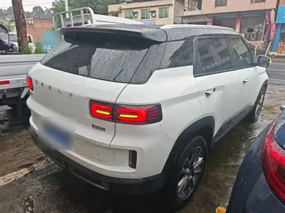 Geely ICON
