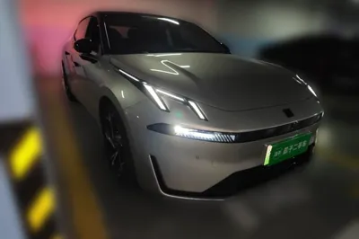Lynk & Co 07