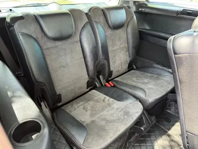 Mercedes-Benz R-Class