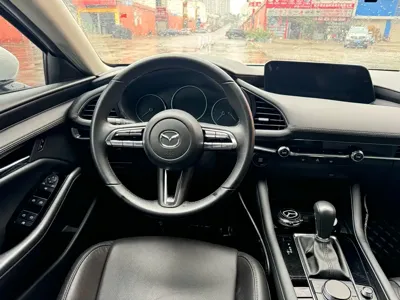 Mazda 3 Axela