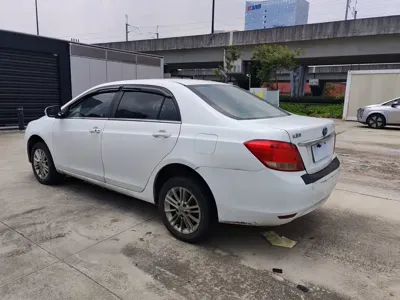 BYD e5