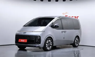 Hyundai Staria