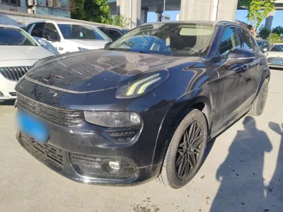Lynk & Co 02
