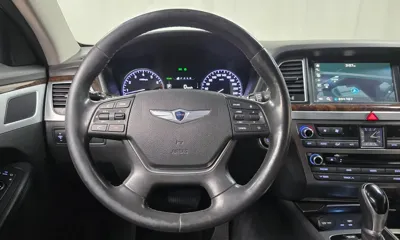 Hyundai Genesis
