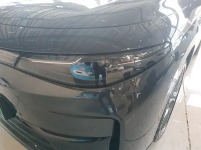 Leapmotor C10