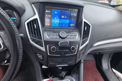 Dongfeng Aeolus AX7