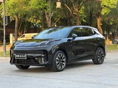 Lynk & Co 08 EM-P