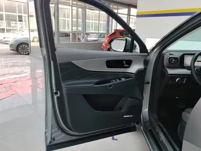 Chery Tiggo 9 C-DM