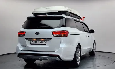 Kia Canival