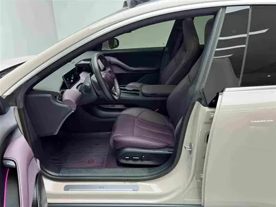 Nio ET5