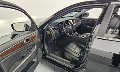 Hyundai Equus