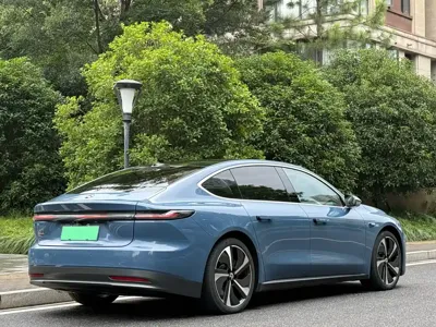 Nio ET7