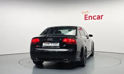 Audi RS4