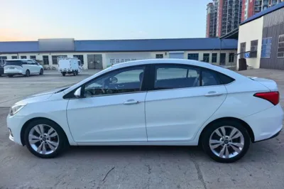 Chery Arrizo 5