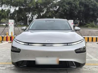 Xpeng P7