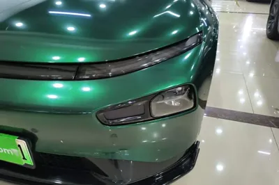 Xpeng P7