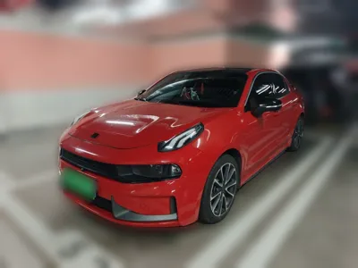 Lynk & Co 03