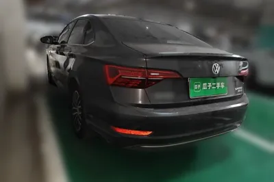 Volkswagen Sagitar