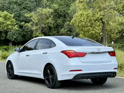 Hyundai Mistra