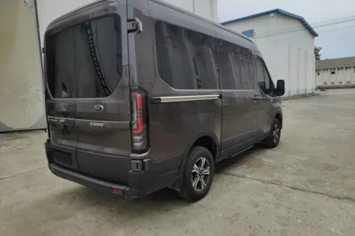 Ford Transit T8
