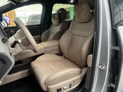 Li Auto 理想i6