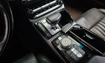 Genesis EQ900