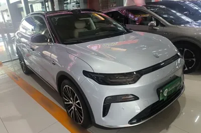 Leapmotor C11