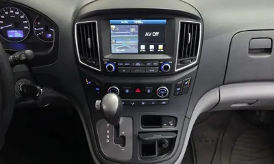 Hyundai Starex