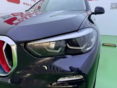 BMW X5 (Import)