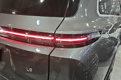 Li Auto L9