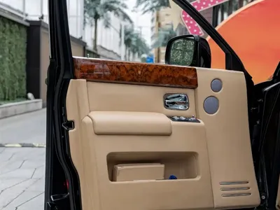 Rolls-Royce Phantom