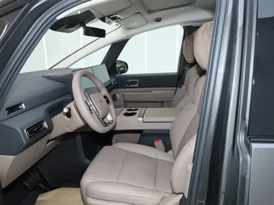 Li Auto Li MEGA