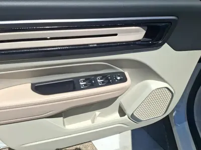 Geely ICON