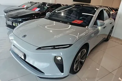 Nio ET5T
