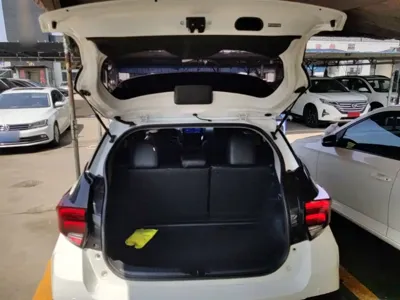 Toyota Yaris L