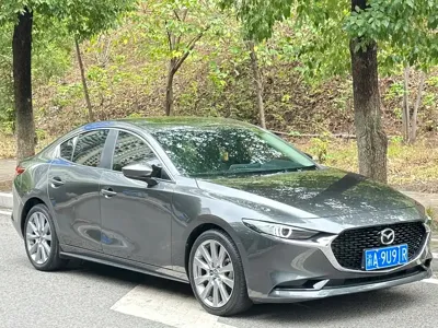 Mazda 3 Axela