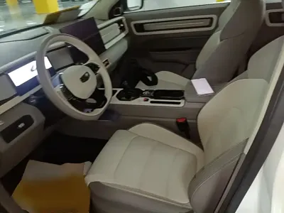 Geely ICON