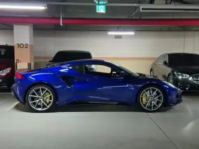Lotus Emira