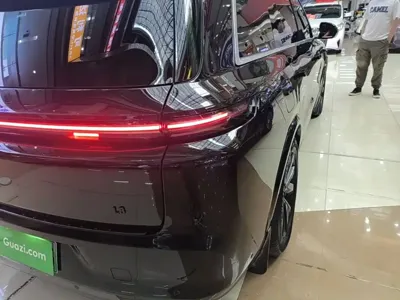 Li Auto Li L8