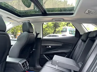 Peugeot 4008