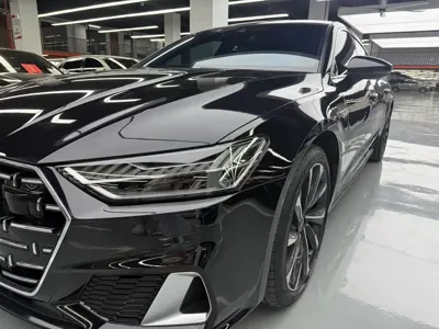 Audi A7L