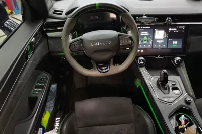 Lynk & Co 05