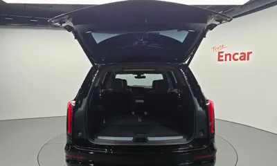 Cadillac XT6